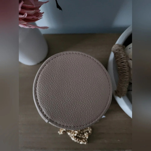 SkinnyDip Pumpkin Spice Latte Crossbody Purse - Picture 8 of 8